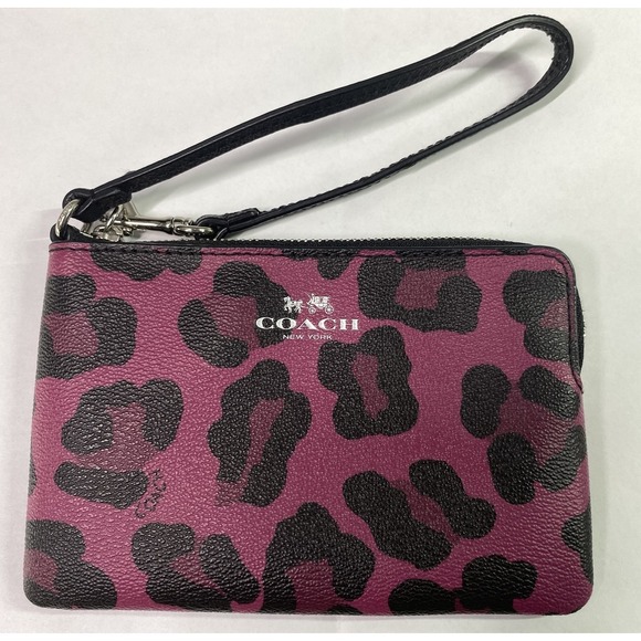 Coach Handbags - Coach Womens Cranberry Pink&Black Leopard Print Wristlet Wallet Cheetah 4x6" EUC